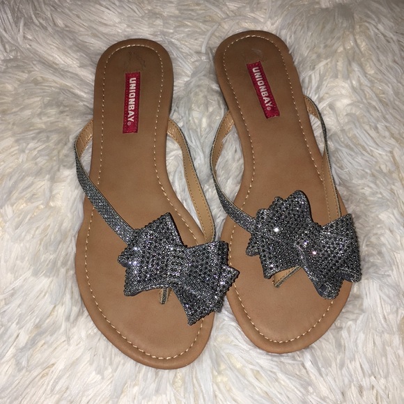unionbay flip flops